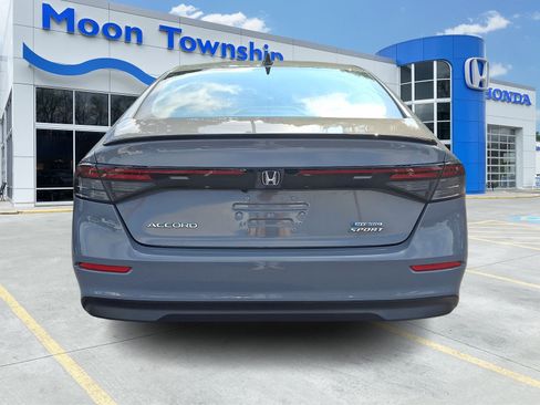 Used 2025 Honda Accord Sport image 5