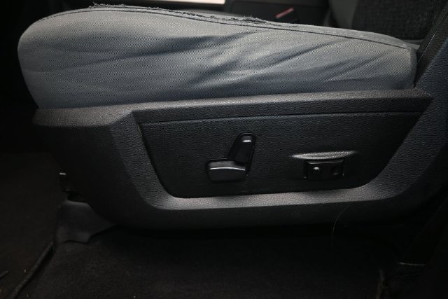 Used 2018 RAM 1500 Lone Star RWD image 7