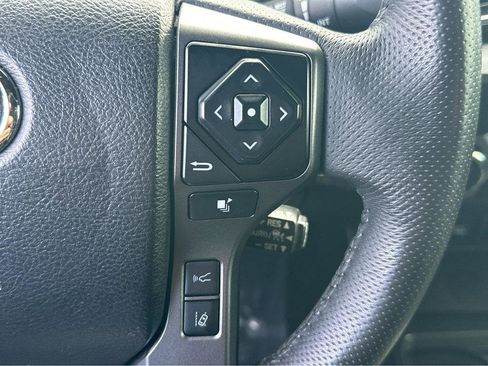 Used 2021 Toyota Tacoma TRD Sport image 23