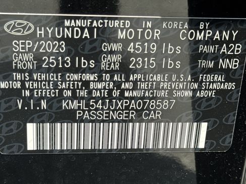 Used 2023 Hyundai Sonata Limited w/ Cargo Package FWD image 33