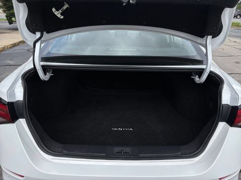 Used 2025 Nissan Sentra SV FWD image 25