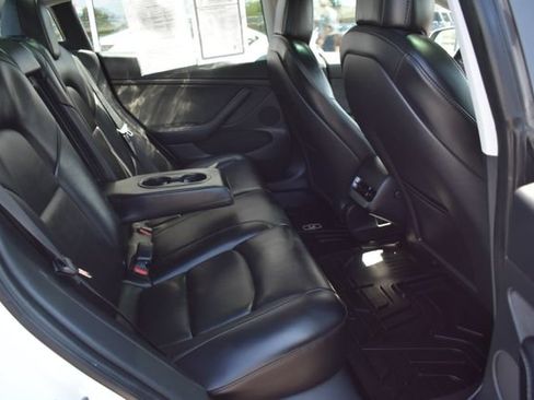 Used 2022 Tesla Model 3 RWD image 37