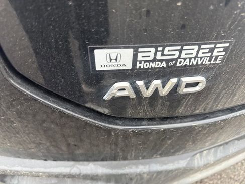 Used 2024 Honda Pilot Touring image 16