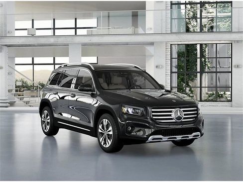New 2026 Mercedes-Benz GLB 250 4MATIC image 10