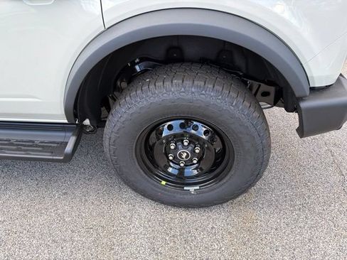 New 2026 Ford Bronco Outer Banks AWD/4WD image 6
