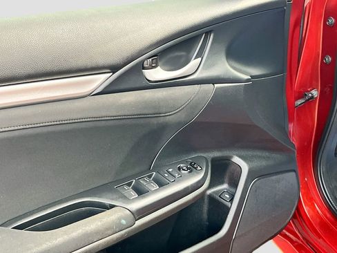 Used 2020 Honda Civic EX image 17