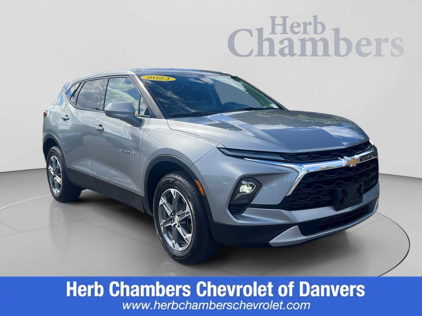 Used 2023 Chevrolet Blazer LT AWD/4WD image 1