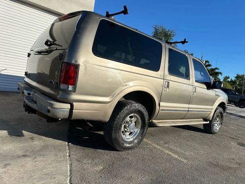 Used 2002 Ford Excursion Limited image 4