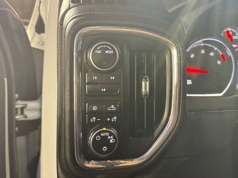 Used 2023 Chevrolet Silverado 2500 LT w/ Convenience Package AWD/4WD image 15