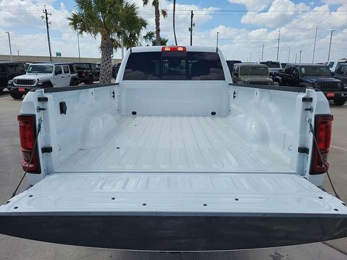New 2026 RAM 2500 Tradesman AWD/4WD image 27