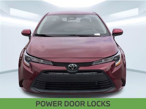Used 2023 Toyota Corolla LE image 10
