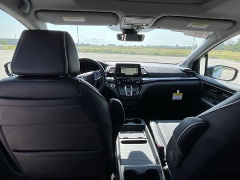 Used 2024 Honda Odyssey Elite image 29