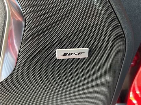 New 2025 Chevrolet Suburban Premier image 18