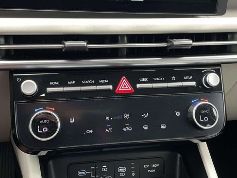 Certified 2025 Hyundai Tucson SEL FWD image 17