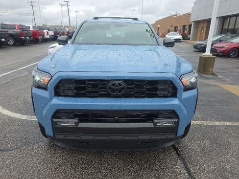 New 2026 Toyota 4Runner TRD Off-Road Premium AWD/4WD image 2