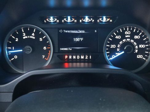Used 2016 Ford F150 XLT w/ Equipment Group 302A Luxury AWD/4WD image 18