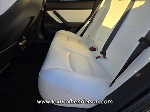 Used 2019 Tesla Model 3 Mid Range RWD image 12