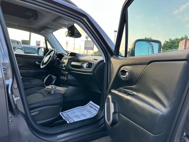 Used 2016 Jeep Renegade 75th Anniversary AWD/4WD image 19