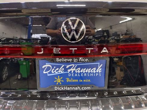 New 2025 Volkswagen Jetta SE image 14