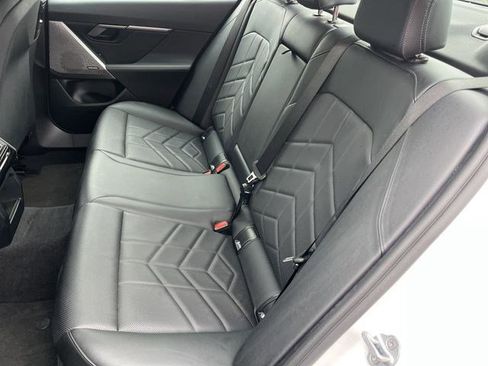 Used 2025 BMW i5 eDrive40i RWD image 20