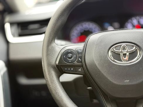 Used 2019 Toyota RAV4 LE w/ All Weather Liner Package image 20