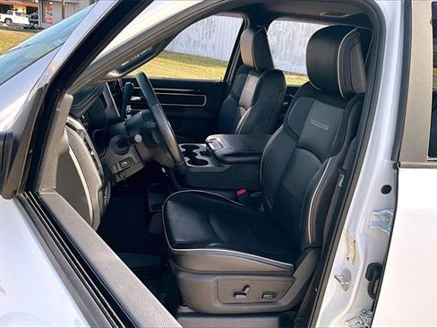 Used 2022 RAM 3500 Laramie image 26