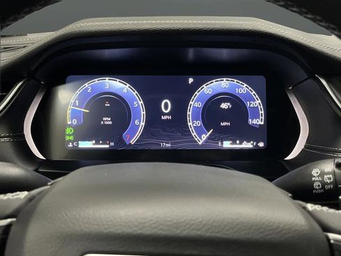 New 2025 Jeep Grand Cherokee L Limited image 18