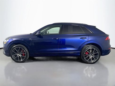Used 2022 Audi Q8 Prestige AWD/4WD image 2