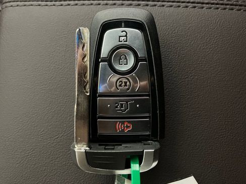 New 2026 Ford Explorer Platinum image 33