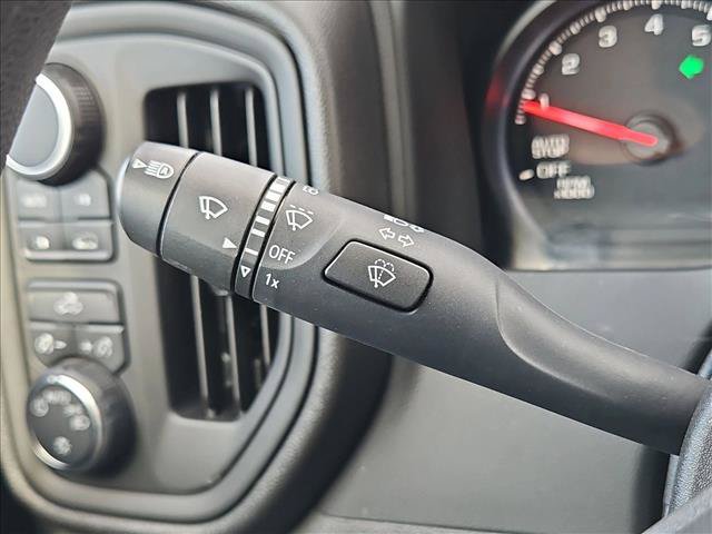 Used 2023 Chevrolet Silverado 1500 Custom AWD/4WD image 16