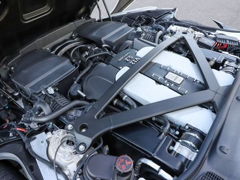 Used 2019 Aston Martin DBS Superleggera RWD image 51