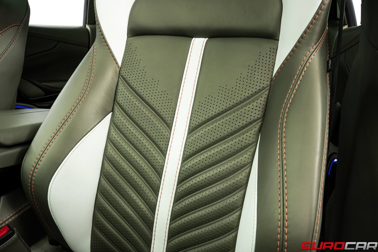 Used 2023 Aston Martin DBX 707 AWD/4WD image 41