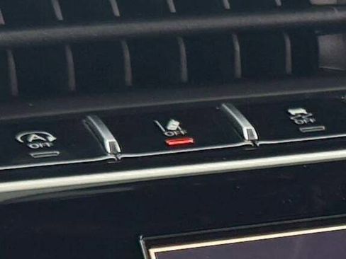 New 2025 Jeep Grand Cherokee L Laredo image 38