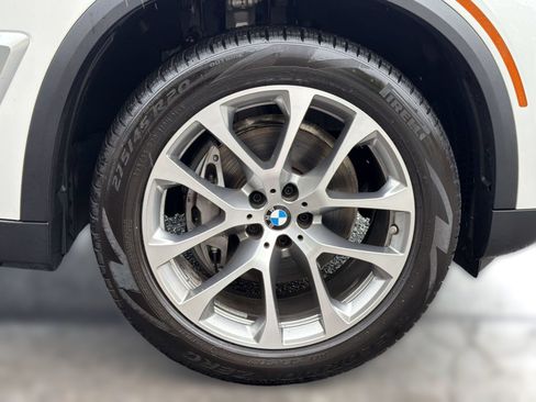 Used 2026 BMW X5 sDrive40i w/ Premium Package RWD image 13