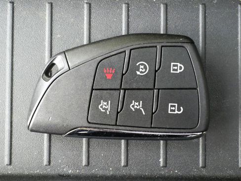 Used 2023 Chevrolet Tahoe Premier AWD/4WD image 34