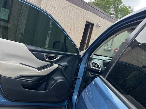 Used 2019 Subaru Forester AWD/4WD image 10