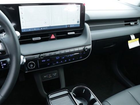 New 2026 Hyundai Ioniq 5 SEL image 13