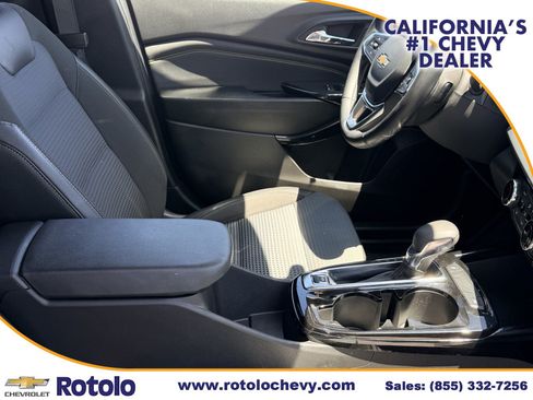 Used 2024 Chevrolet Trax LT w/ Driver Confidence Package FWD image 8