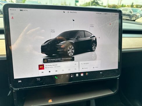 Used 2024 Tesla Model Y Long Range AWD/4WD image 9