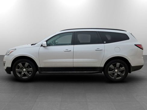 Used 2017 Chevrolet Traverse LT w/ Graphite Special Edition image 10