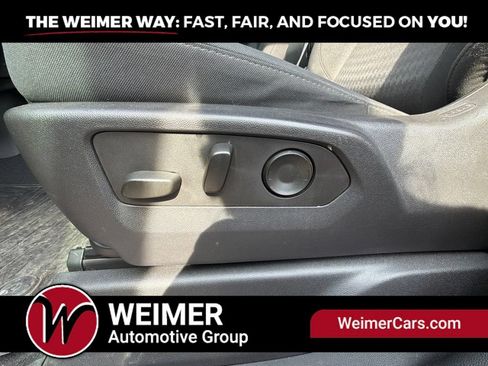 Used 2023 GMC Sierra 1500 SLE AWD/4WD image 29