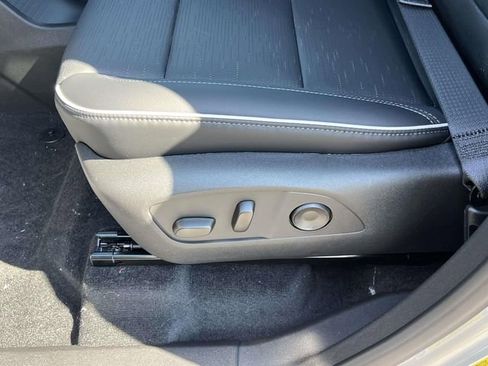 New 2026 Buick Enclave Sport Touring w/ Power Package image 20