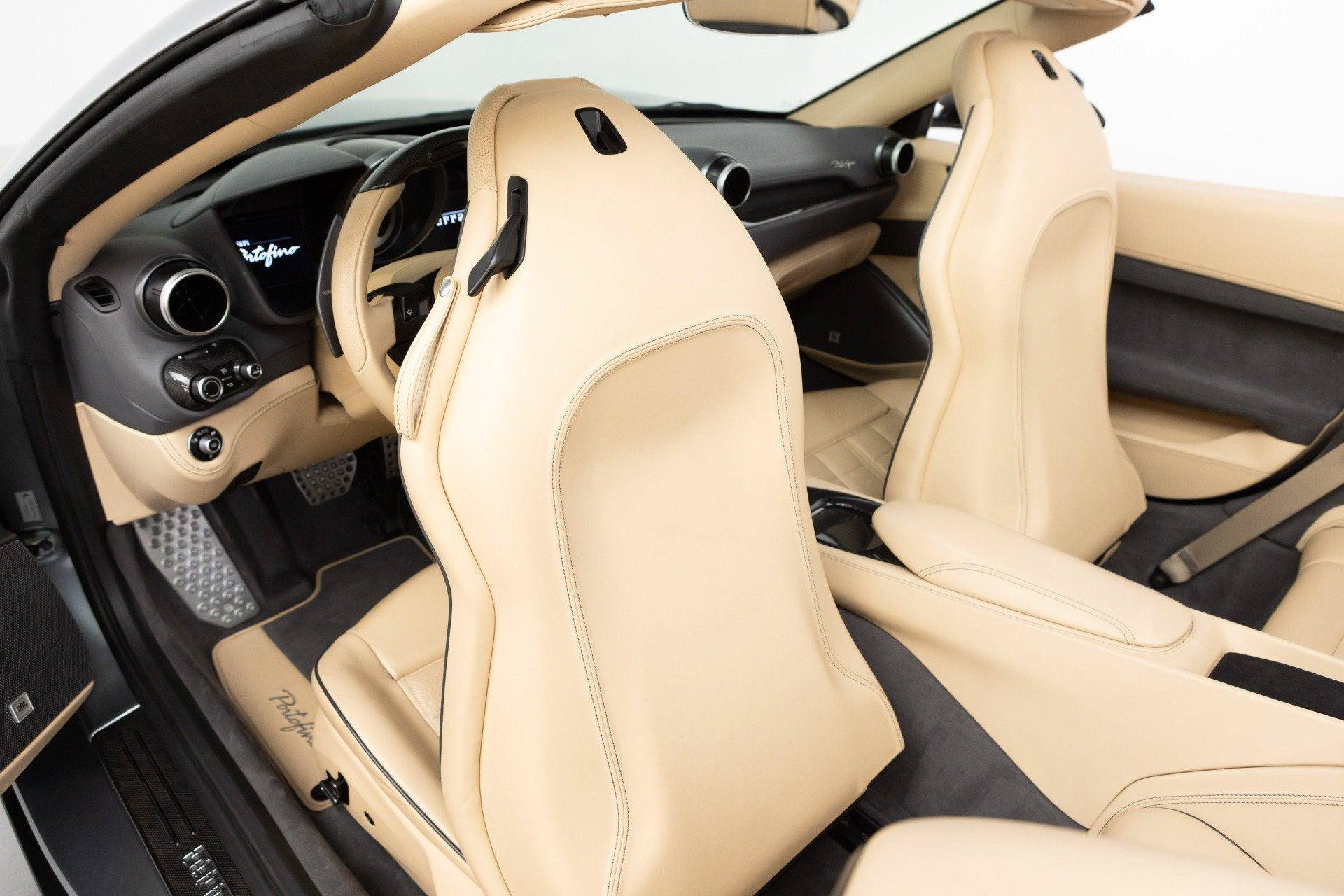 Certified 2019 Ferrari Portofino RWD image 54