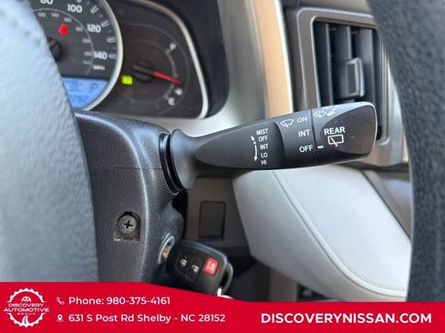 Used 2015 Toyota RAV4 LE image 24