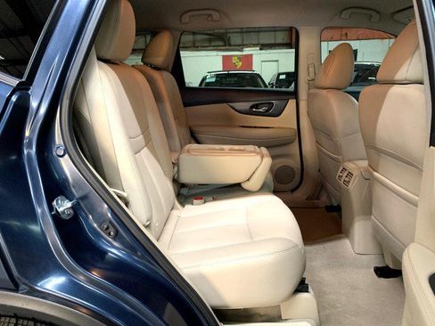 Used 2015 Nissan Rogue SL image 45