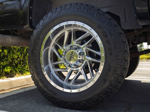 Used 2005 Ford Excursion Limited AWD/4WD image 29