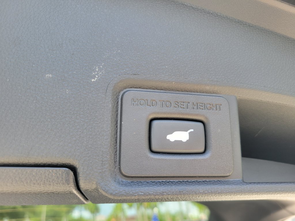 Used 2023 Acura RDX AWD image 9