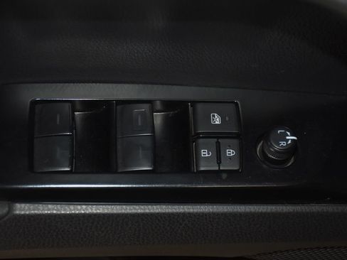 Used 2025 Toyota Camry LE FWD image 23
