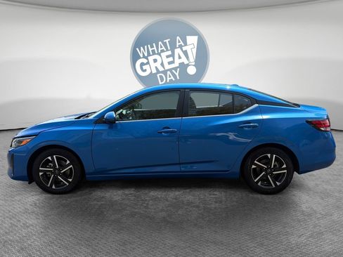 Used 2024 Nissan Sentra SV image 7
