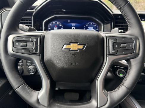 Used 2024 Chevrolet Silverado 1500 LTZ w/ LTZ Premium Package image 44